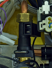 vk compact 25a din 29a j18797 dhw fls wires disc.jpg